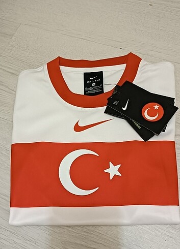 NİKE TÜRKİYE 2020 MİLLİ TAKIM ÇOCUK FORMA