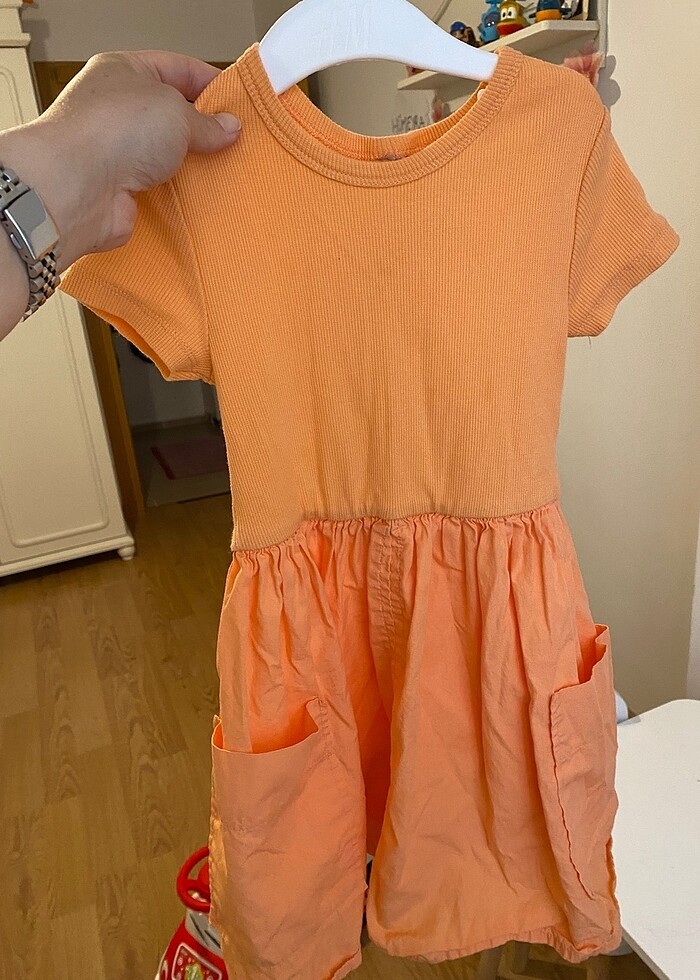 Kısa kol neon turuncu elbise 4-5 yaş - Görsel 4