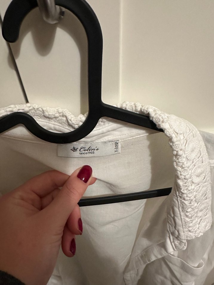 Düğmeli Beyaz Kadın Gömlek - Görsel 2