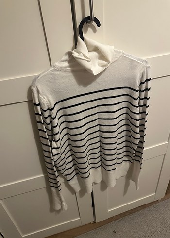 Beyaz Siyah Çizgili Balıkçı Yaka Kadın Kazak - Görsel 4