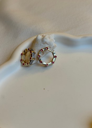 Renkli Boncuklu Mini Altın Küpe - Görsel 3