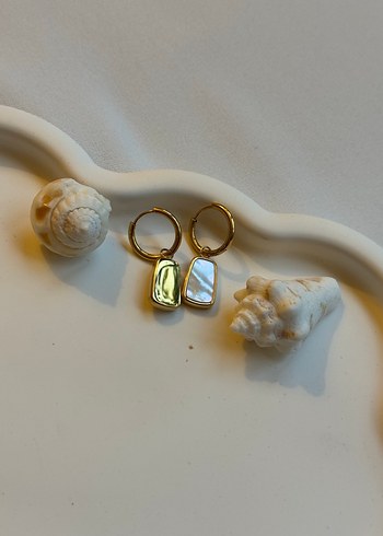 Altın Renk Sedefli Mini Küpe - Görsel 3