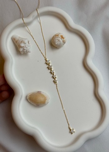 Altın Renk Uzun Zincirli Yıldızlı Y Kolye - Görsel 4