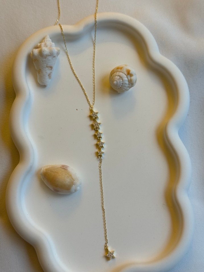 Altın Renk Uzun Zincirli Yıldızlı Y Kolye - Görsel 2