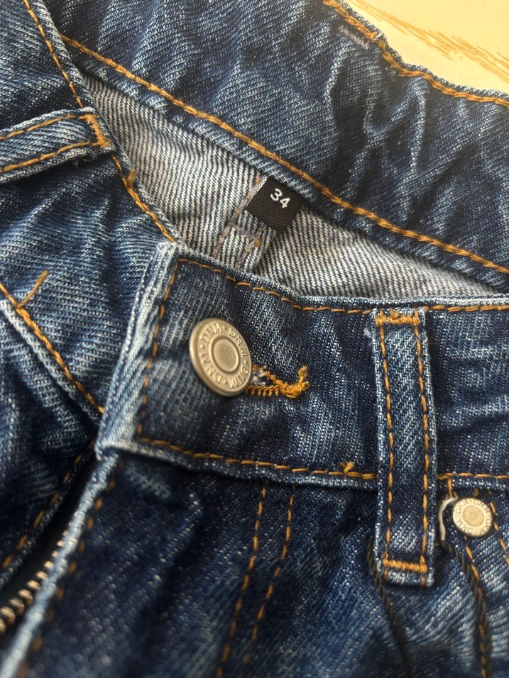 Lacivert Kadın Kısa Denim Şort - Görsel 2