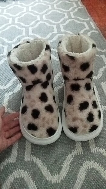 Ugg EV TERLİĞİ