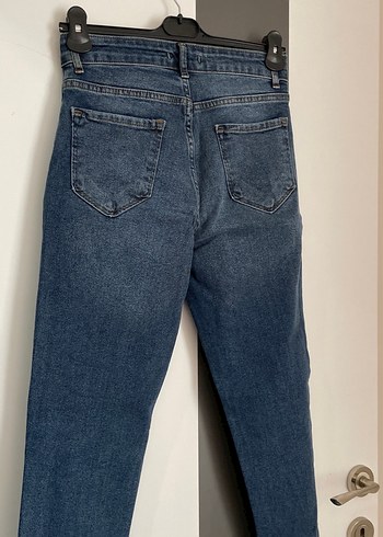 28 Beden mavi Renk Kadın Mavi Denim Normal Kesim Kemerli Jean