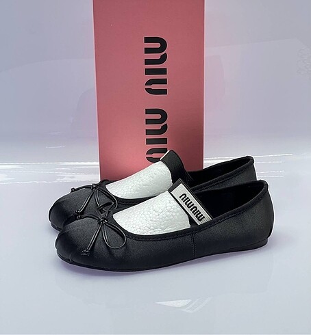 37 Beden siyah Renk Miu miu