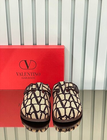 37 Beden camel Renk Valentino