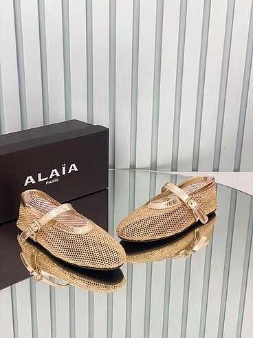 Alaia Alaia