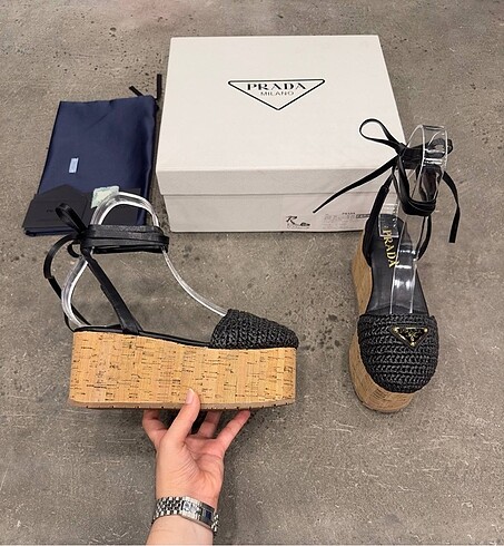 Prada Prada