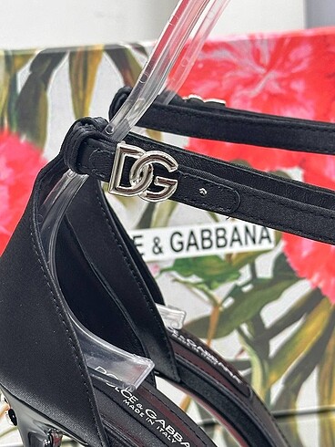 38 Beden siyah Renk Dolce gabbana