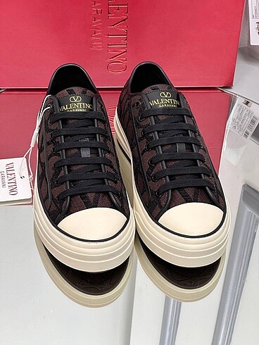 Valentino Valentino