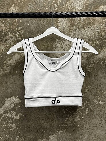 Alo crop