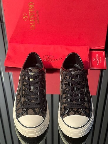 38 Beden Valentino