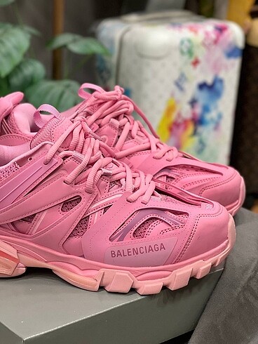 38 Beden Balenciaga