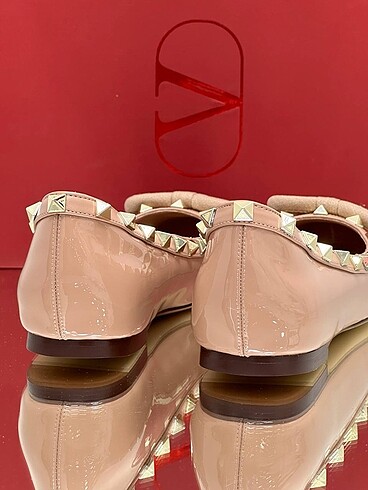 37 Beden Valentino