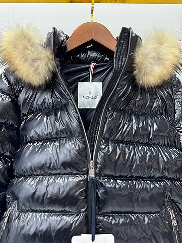 m Beden siyah Renk Moncler