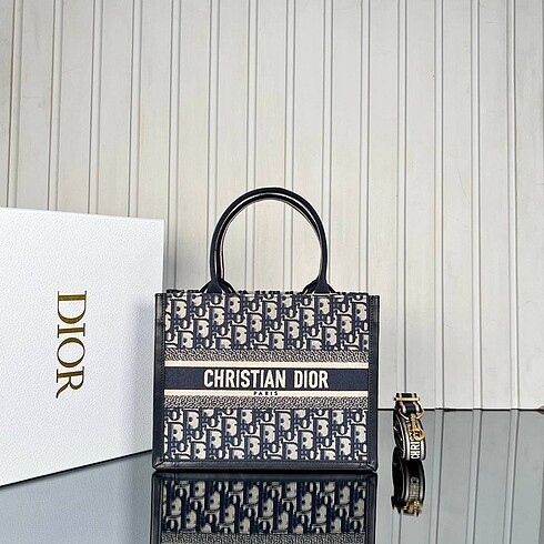 Beden Christian dior