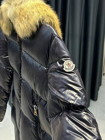 m Beden Moncler