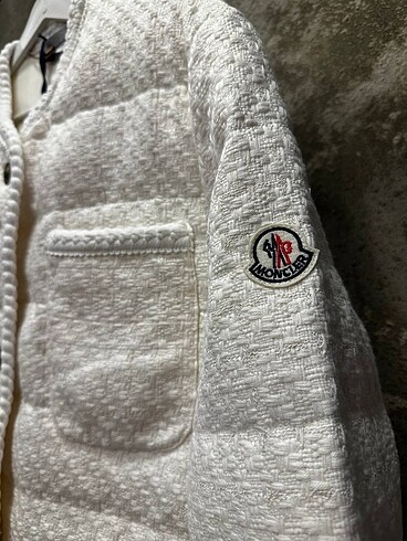 m Beden beyaz Renk Moncler