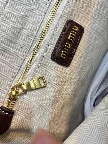 Beden Miu miu