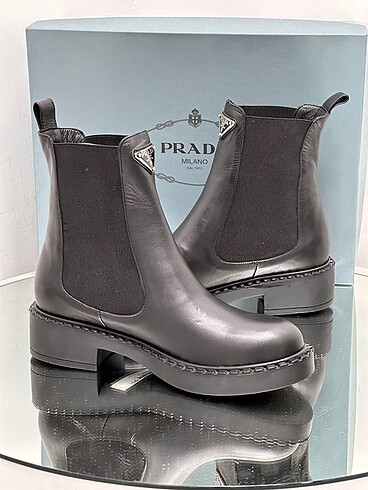 Prada Prada