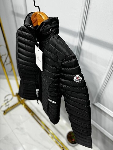 l Beden siyah Renk Moncler