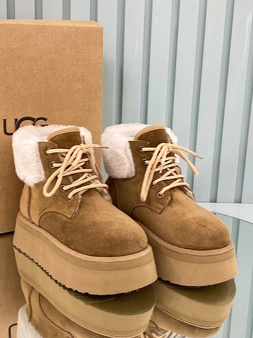 Ugg bot