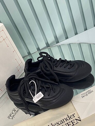 37 Beden Alexander mcqueen
