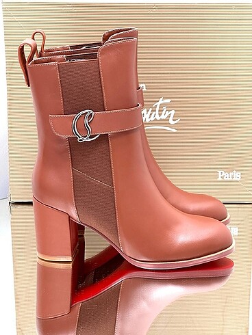 38 Beden camel Renk Christian louboutin