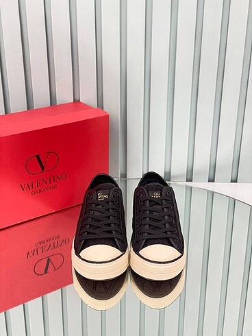 Valentino Valentino