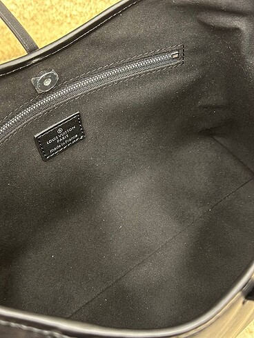  Beden siyah Renk Louis vuitton