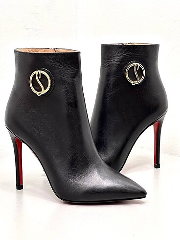 37 Beden Christian louboutin