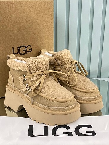 Ugg adirondack boot