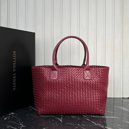  Beden Bottega veneta