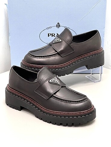 38 Beden siyah Renk Prada