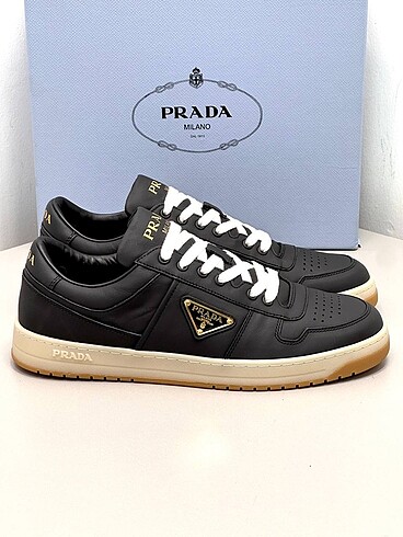 Prada Prada