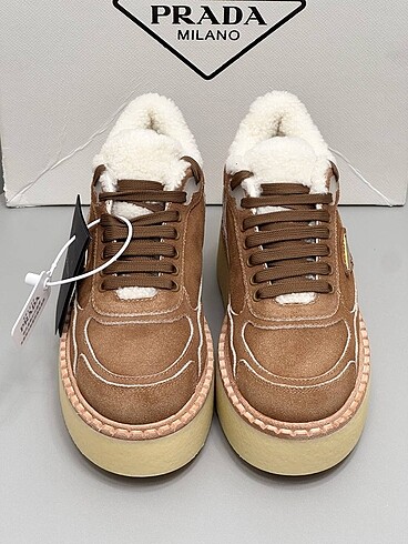 37 Beden Prada