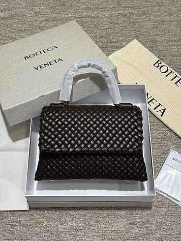 Bottega veneta