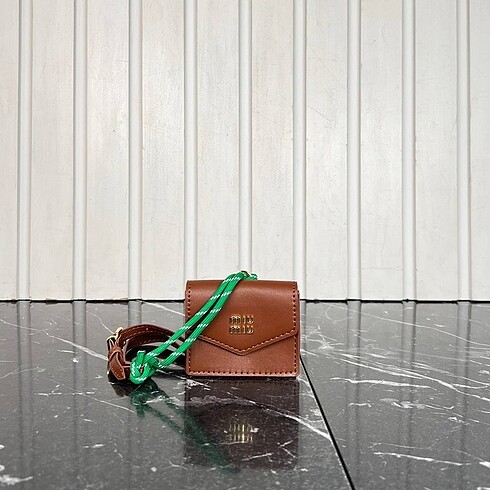 Beden Miu miu