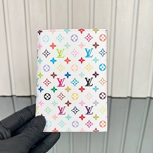 Louis vuitton pasaportlul - Görsel 4