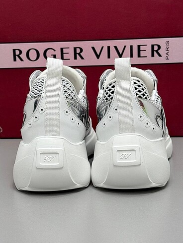 38 Beden beyaz Renk Roger vivier