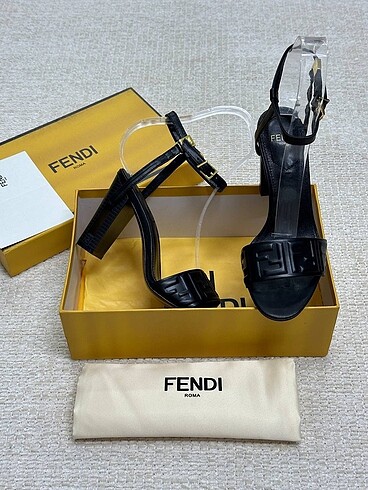 39 Beden Fendi