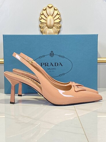 37 Beden Prada