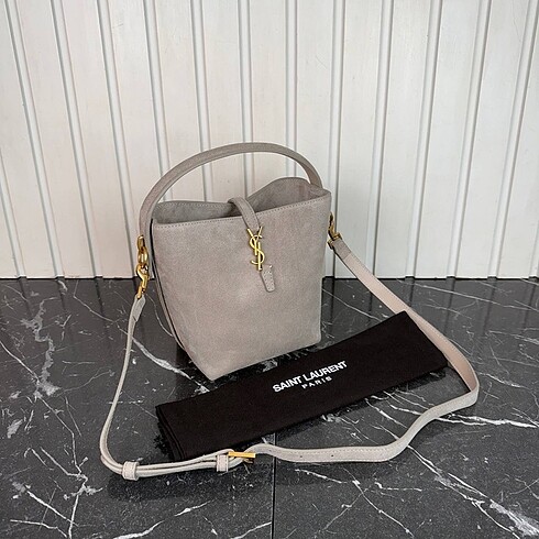 Yves Saint Laurent Yves saint laurent