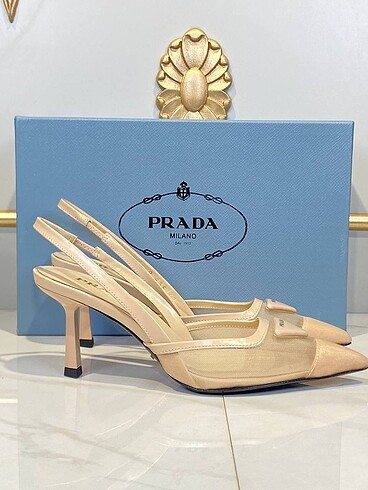 37 Beden ten rengi Renk Prada