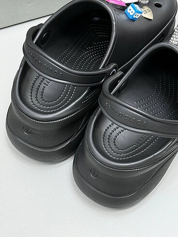 39 Beden Balenciaga