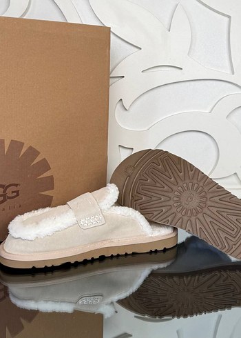 Ugg Ugg terlik