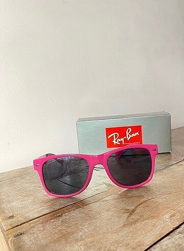 RayBan Pembe Gözlük